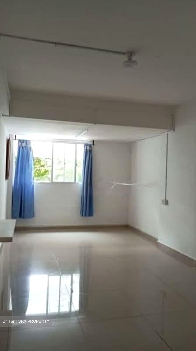 Blk 114 Jurong East Street 13 (Jurong East), HDB 3 Rooms #575613211